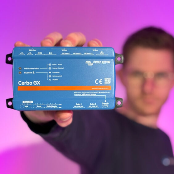 E;lektronisch wonder: De victron CERBO CX